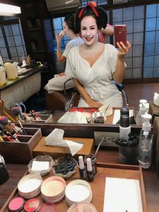 How to transform into a Geisha or Maiko in Kyoto Japan