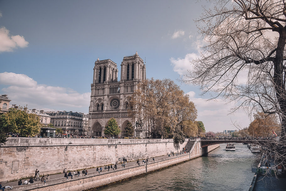 Girls Trip Paris Notre Dame