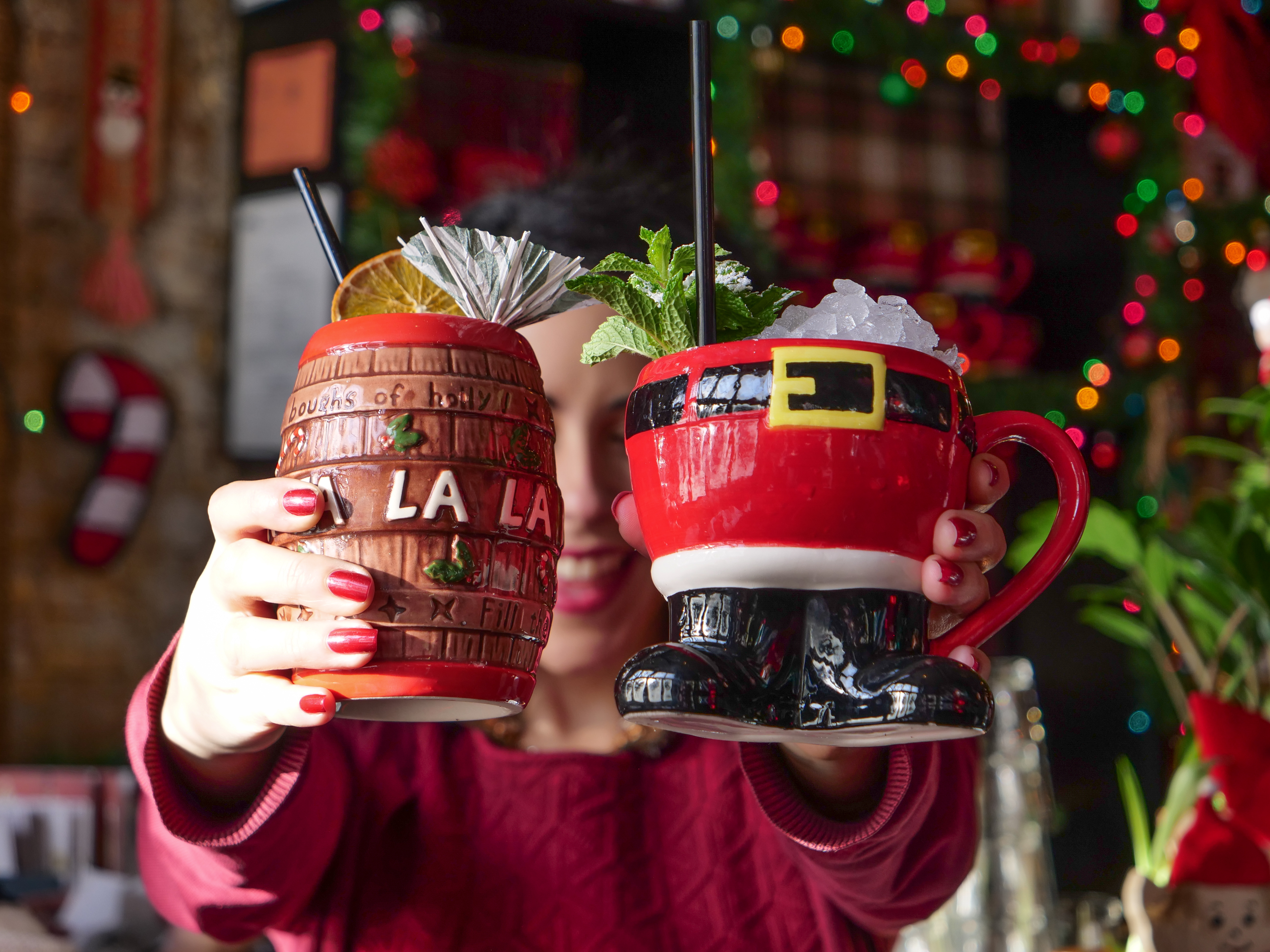 Miracle on 9th NYC Manhattan pop up bar drinks carol barrel Bad Santa mug