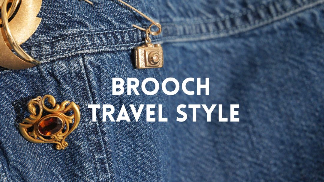 Brooch Travel Style on jean with 3 pins