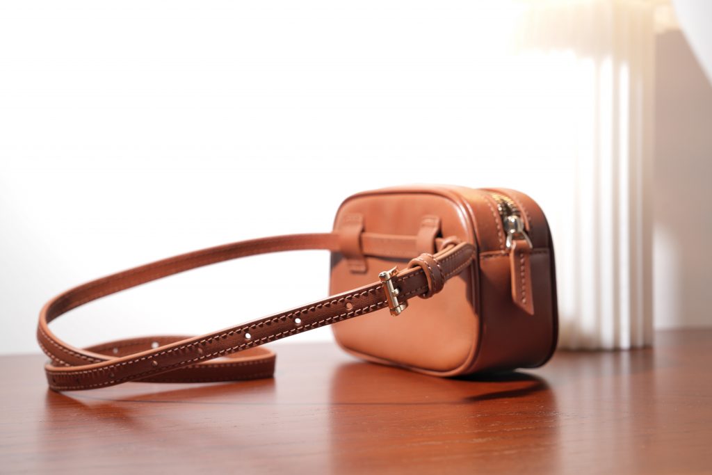 brown-leather-belt-bag-Why-the-Best-Bag-for-Solo-Travel-is-a-Fanny-Pack